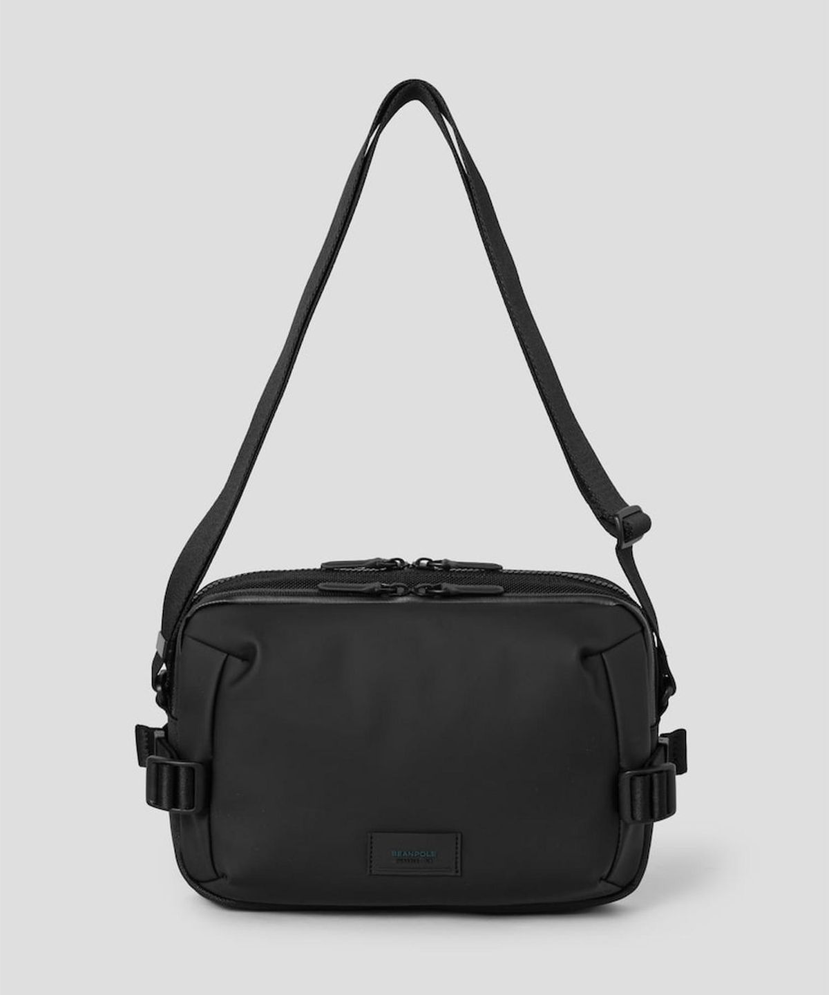 빈폴 액세서리(BEANPOLE ACCESSORY) 디노 매트 가로메신저  블랙