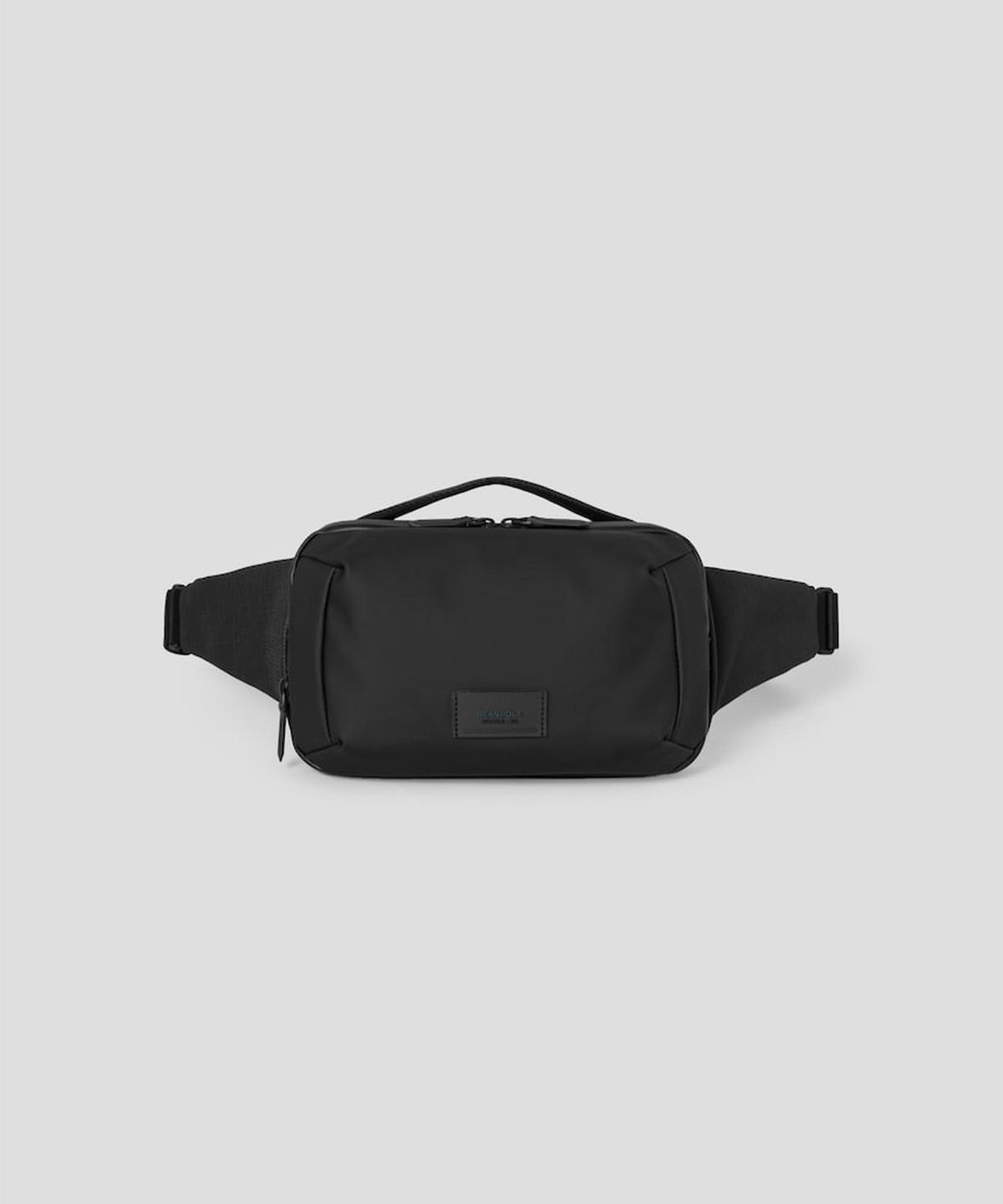 빈폴 액세서리(BEANPOLE ACCESSORY) 디노 매트 슬링백  블랙