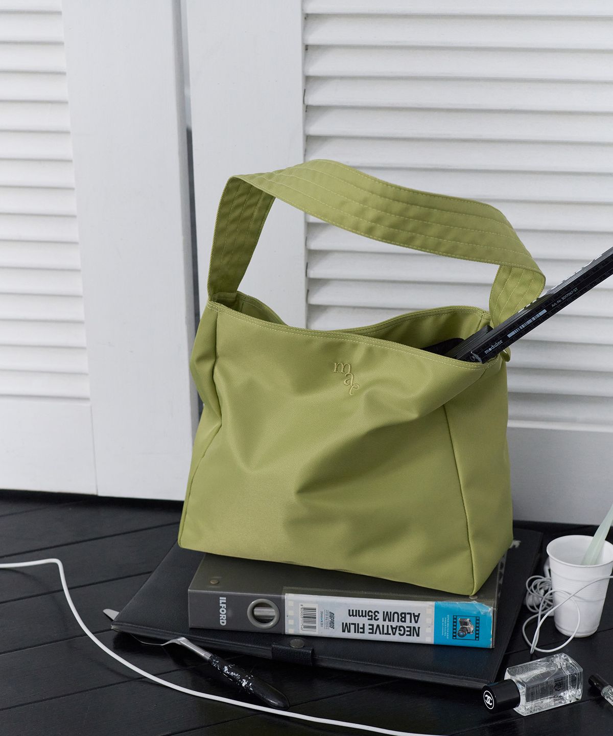 무쿠앤에보니(MUCU AND EBONY) Comfy High Bag _ Olive