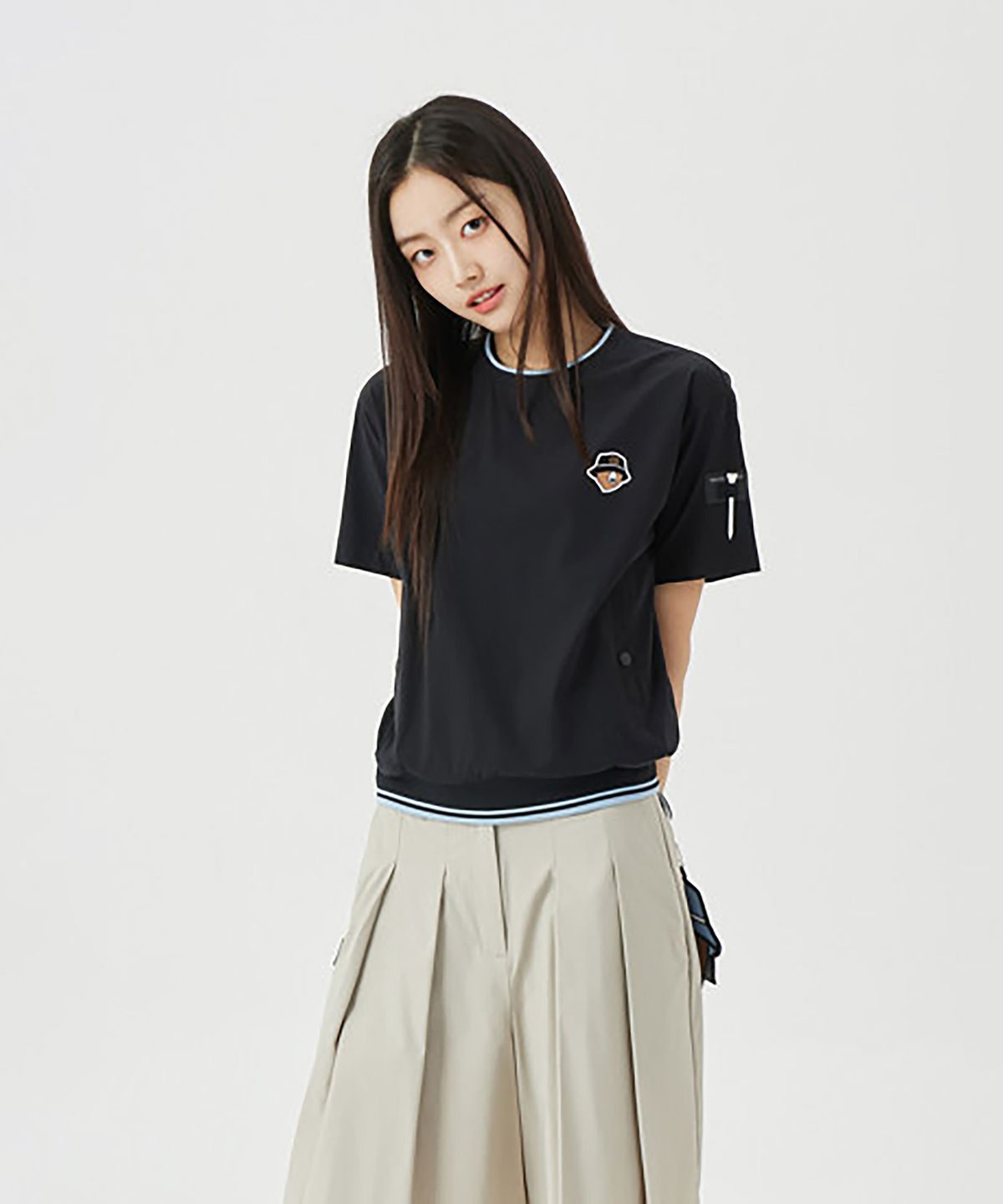 골든베어(GOLDEN BEAR) (W) Woven Crew-Neck Pullover G5TAM26201BKX