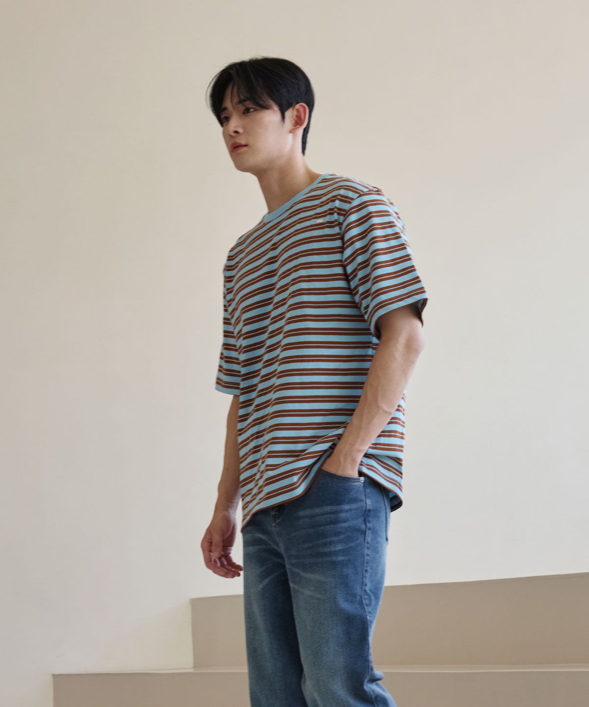 이븐시아(EVENCIA) 민트초코 스트라이프 숏슬리브 반팔티