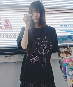 미유 러블리 참 오버핏 반팔 티셔츠 블랙