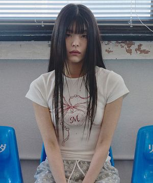 M 하트 팬던트 반팔 티셔츠 화이트