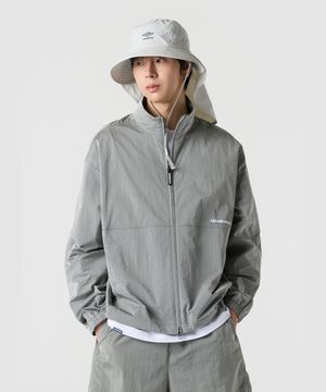 클래식 플러스 스탠넥 바람막이 자켓 카키 UR124CJK33