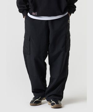 클래식 와이드 조거 2WAY 카고 팬츠 블랙 UR121CPT31