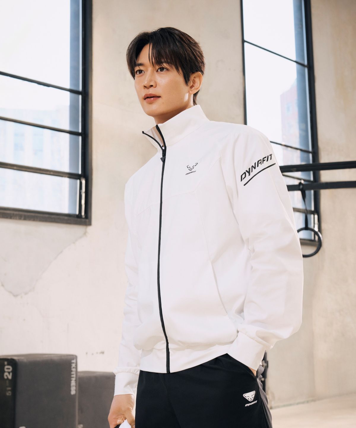 다이나핏(DYNAFIT) CHIC (시크) 남성 트레이닝 슈트_Off White YMP26103W3