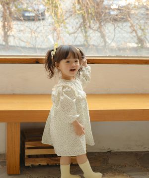 작은 햇살에 쪼꼬미는 반짝이죠 - 아기 봄 원피스