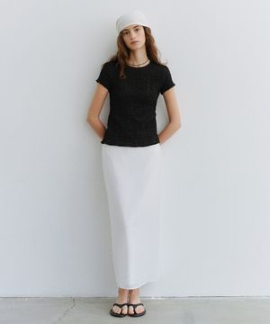 Silk back slit long skirt