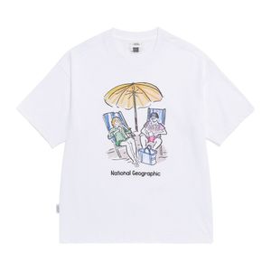 N262UTS908 바캉스 그래픽 세미오버핏 반팔 티셔츠 WHITE