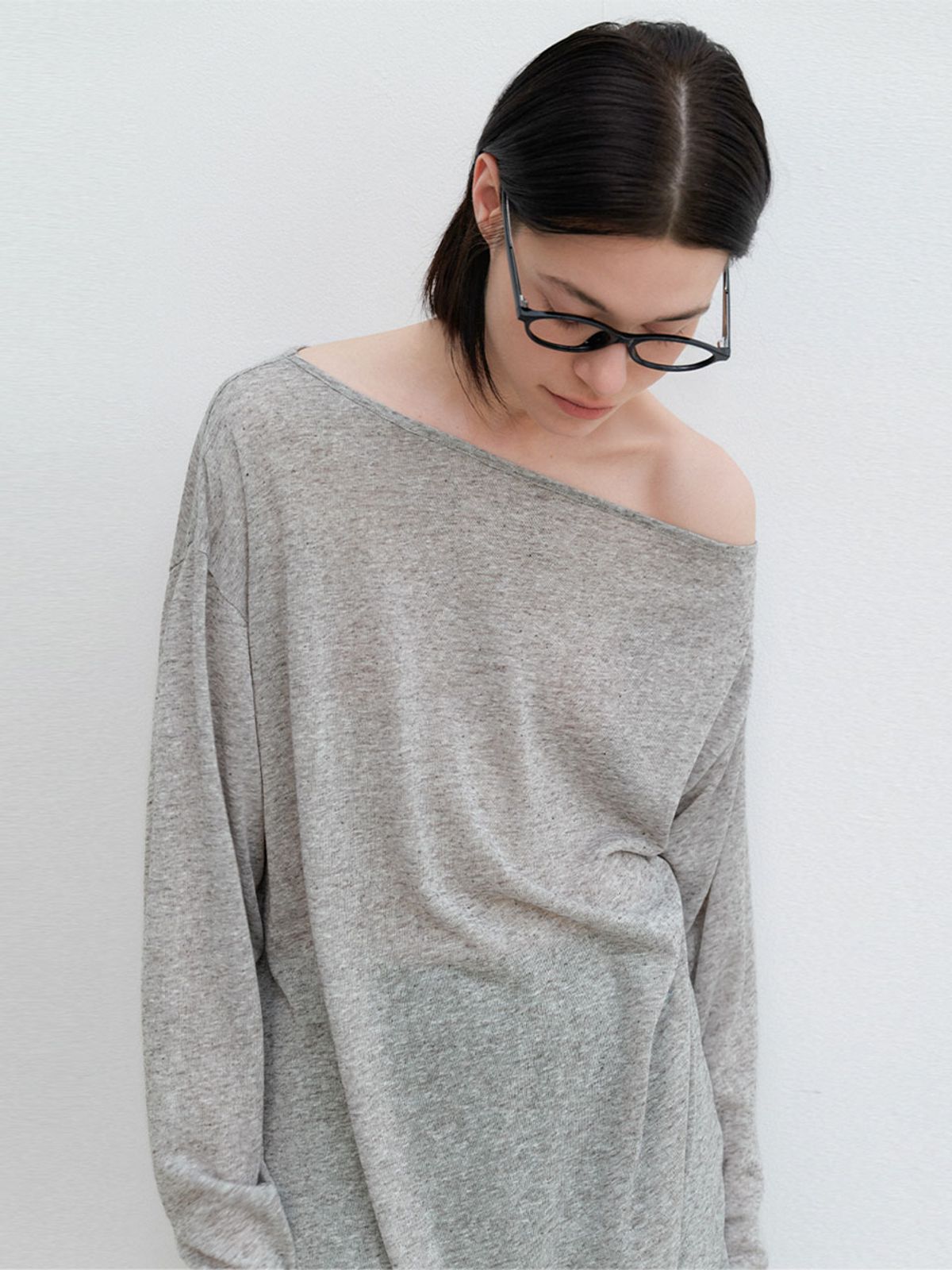 아틀리에 나인(ATELIER NAIN) AN OVER FIT ONE SHOULDER TEE (T-7174)