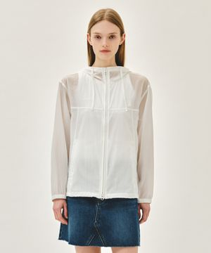 HOODED PACKABLE NYLON JACKET white