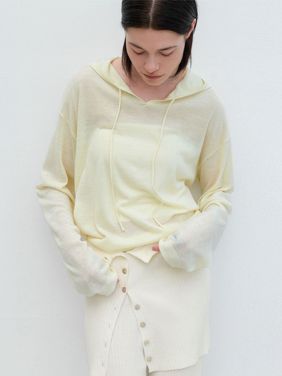 아틀리에 나인(ATELIER NAIN) AN LIGHT WEIGHT HOODED KNIT (T-7186)
