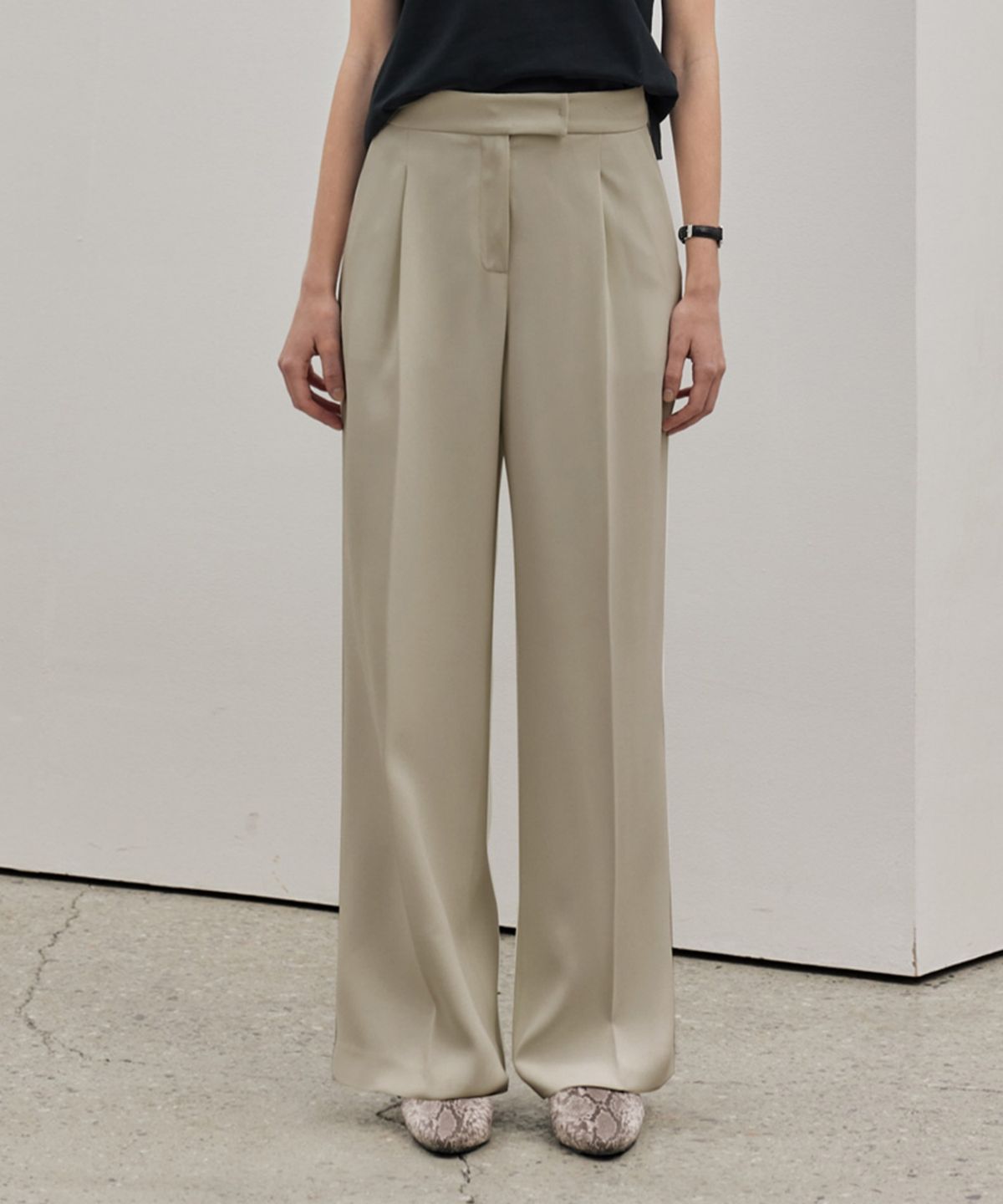 히이크(HYYK) Basic Semi-Wide Pants_Beige
