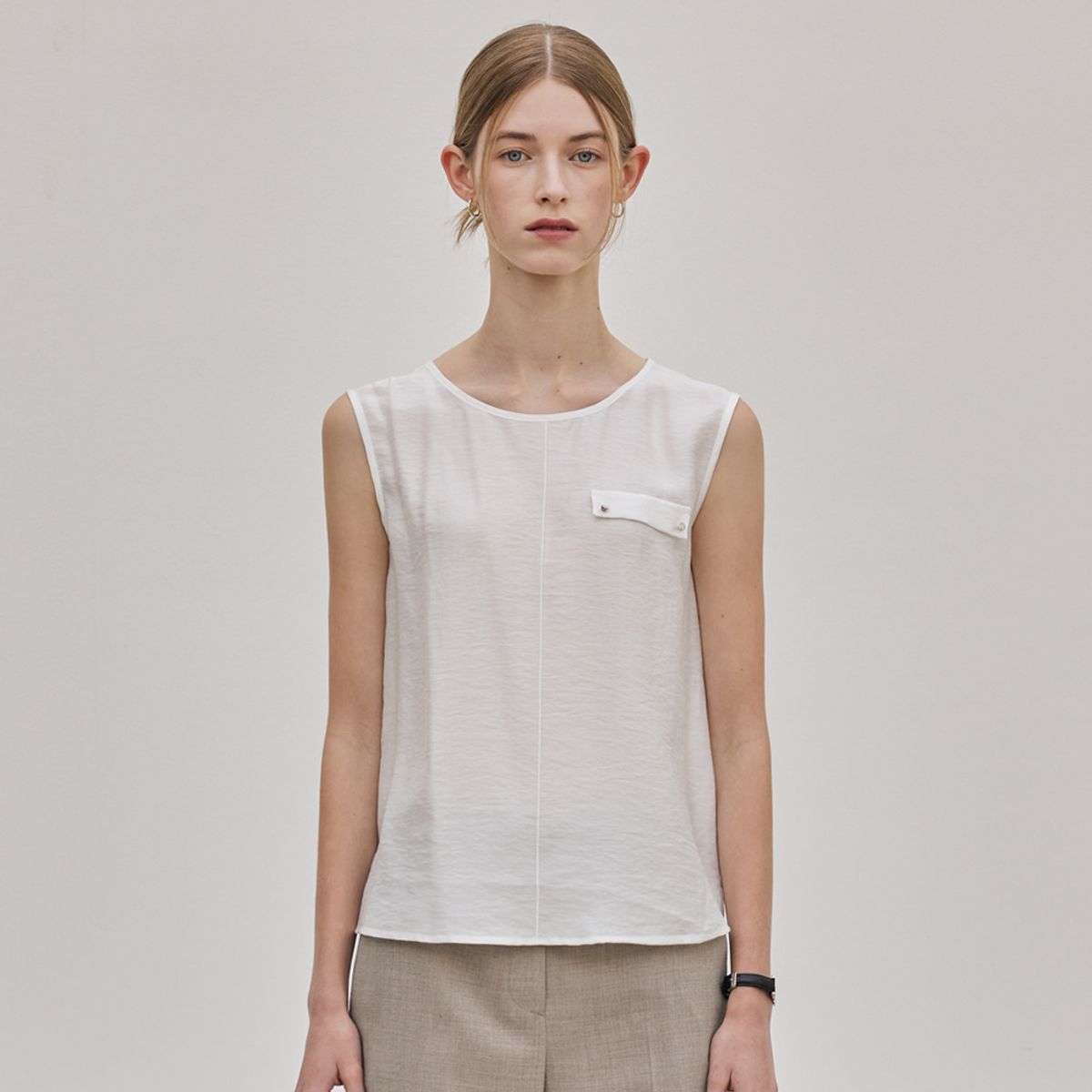 히이크(HYYK) Modal Sleeveless Blouse_Ivory