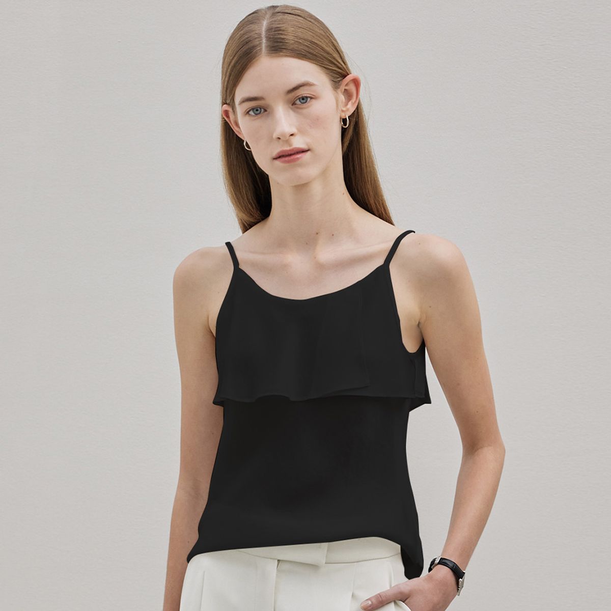 히이크(HYYK) Silky Sleeveless Blouse_Black