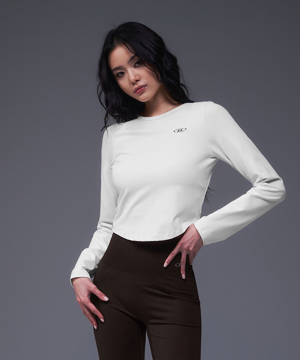 본투윈(BORN TO WIN) W B-SOFT EASY LONG SLEEVE [IVORY]