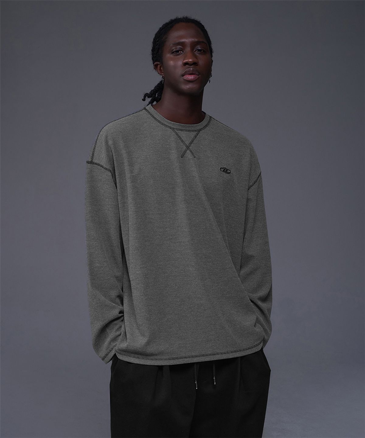 본투윈(BORN TO WIN) B PENDANT WAFFLE LONG SLEEVE [MELANGE CHARCOAL]