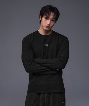 SILVER B LOGO MUSCLE FIT LONG SLEEVE [BLACK]
