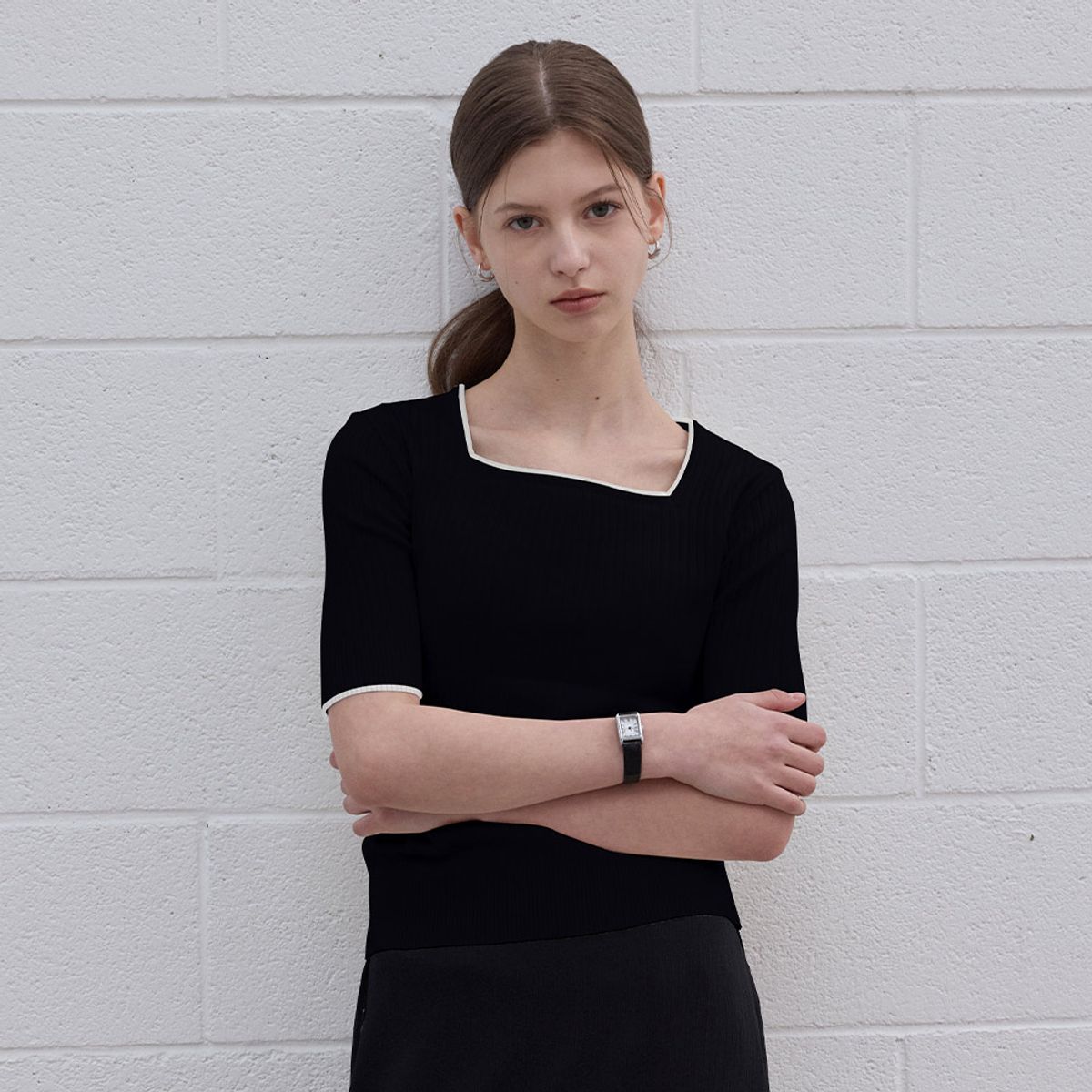 히이크(HYYK) Trimming Square-Neck Knit_Black