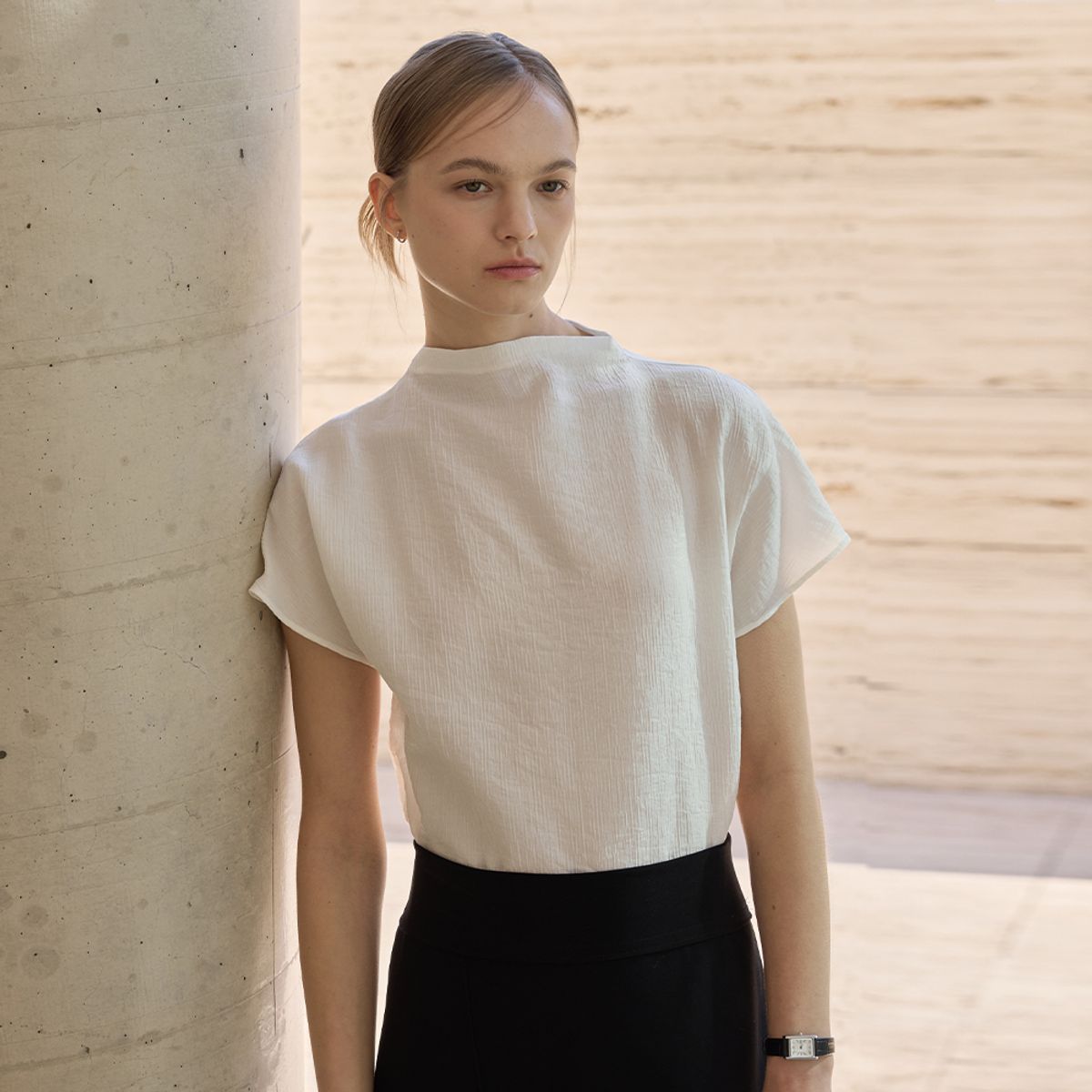 히이크(HYYK) Summer Wool Crease Blouse_Ivory