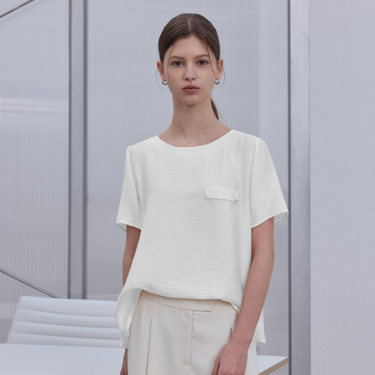 히이크(HYYK) Modal Minimal Blouse_White