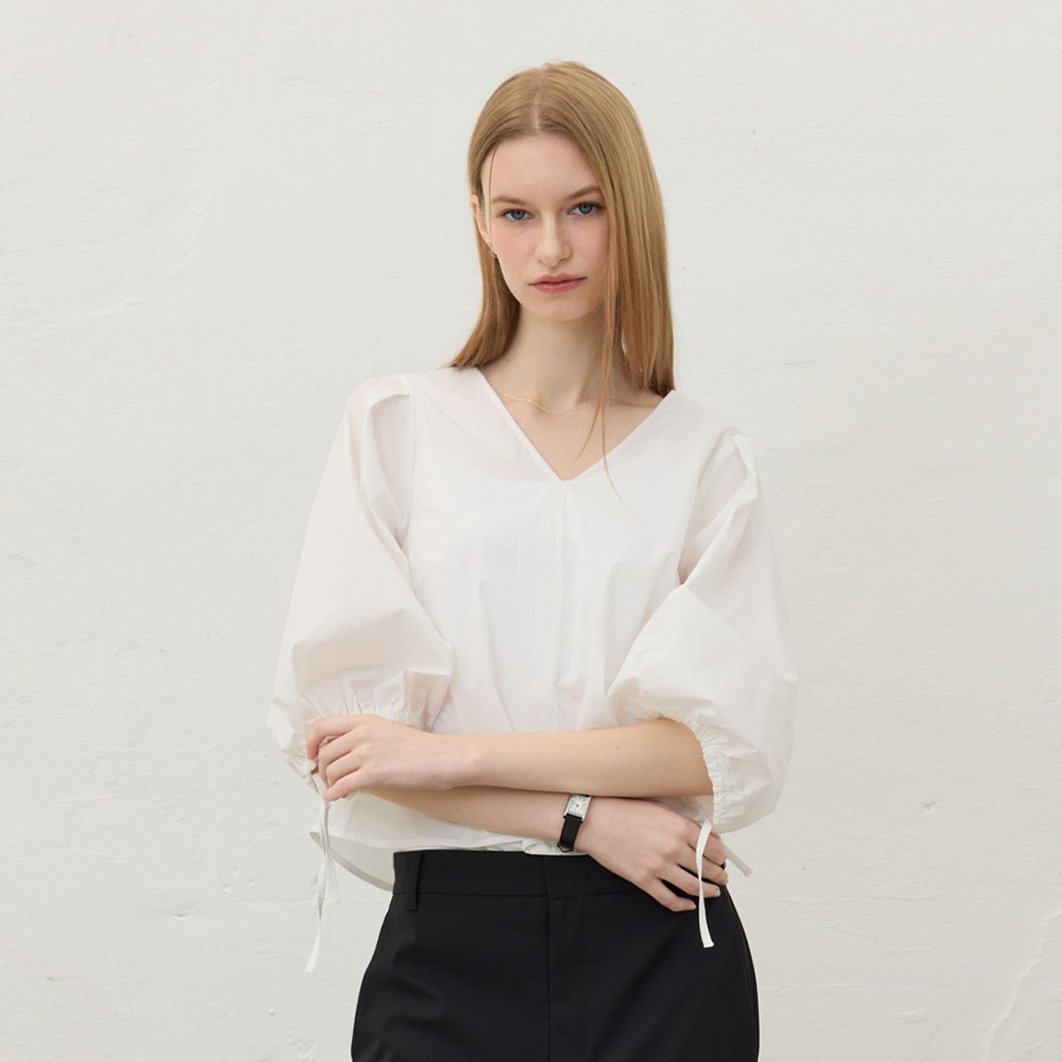 히이크(HYYK) Cotton Peplum Blouse_Ivory