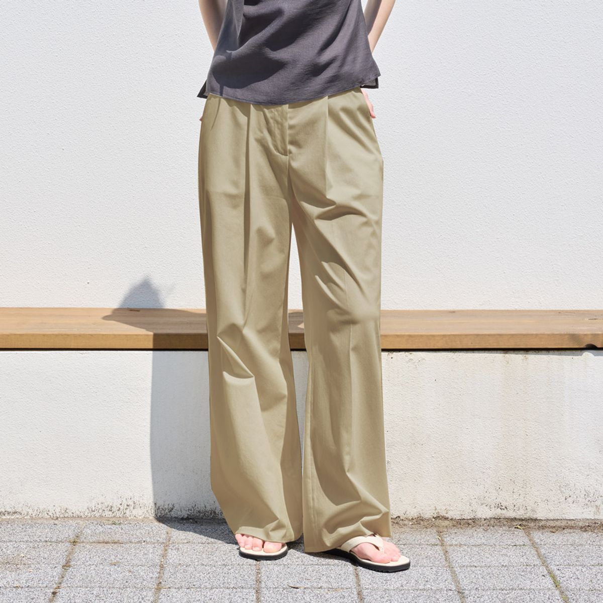히이크(HYYK) One Tuck Straight Wide Slacks_Sand Beige - 사이즈 & 후기 | 무신사