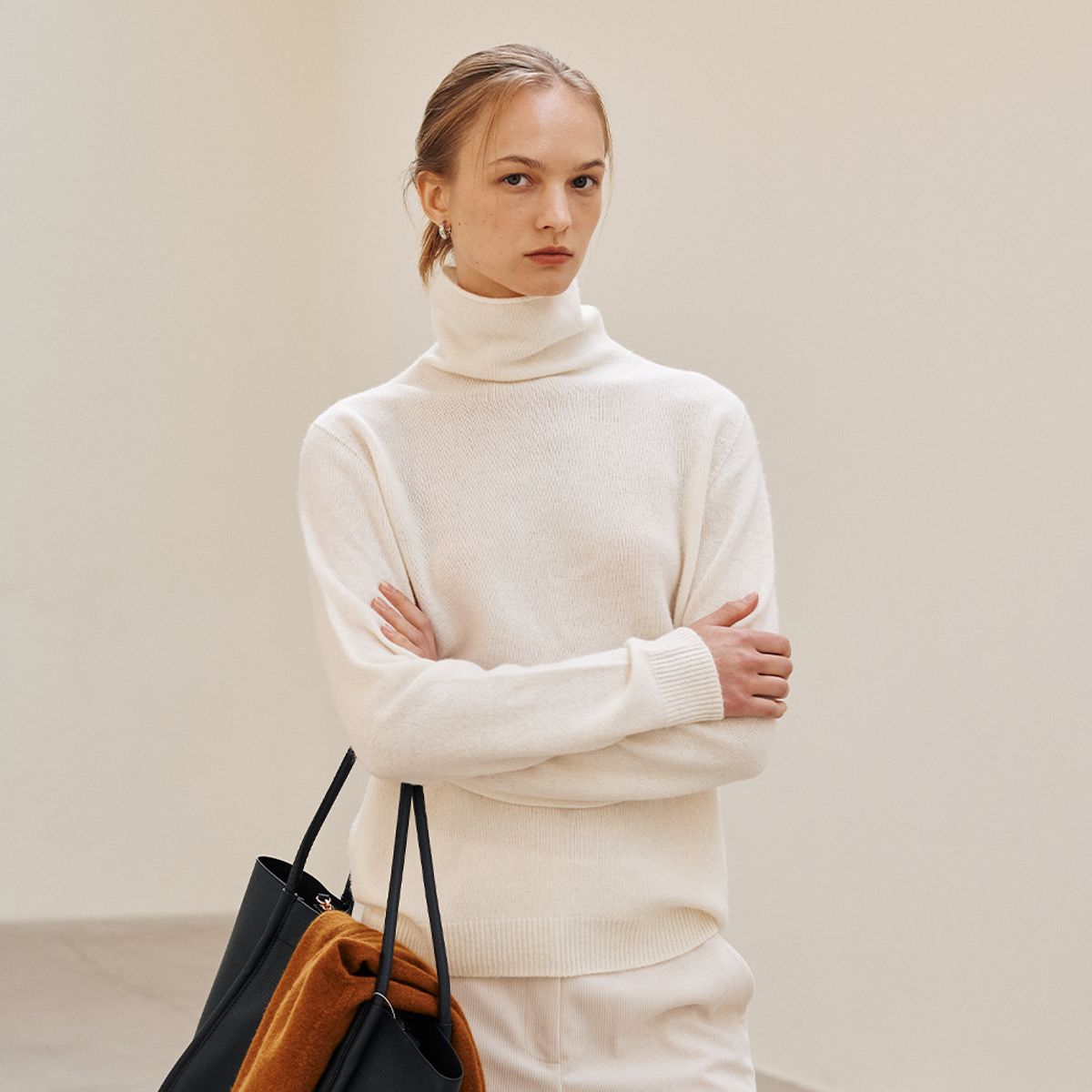 히이크(HYYK) Wool 100 Whole Garment Knit_Ivory