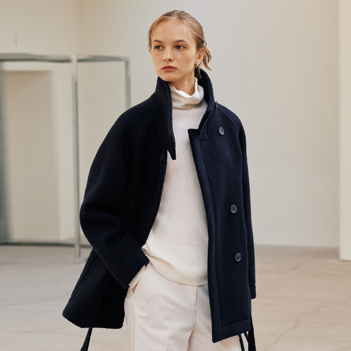 히이크(HYYK) Wool 100 Boucle Half Coat_Dark Navy