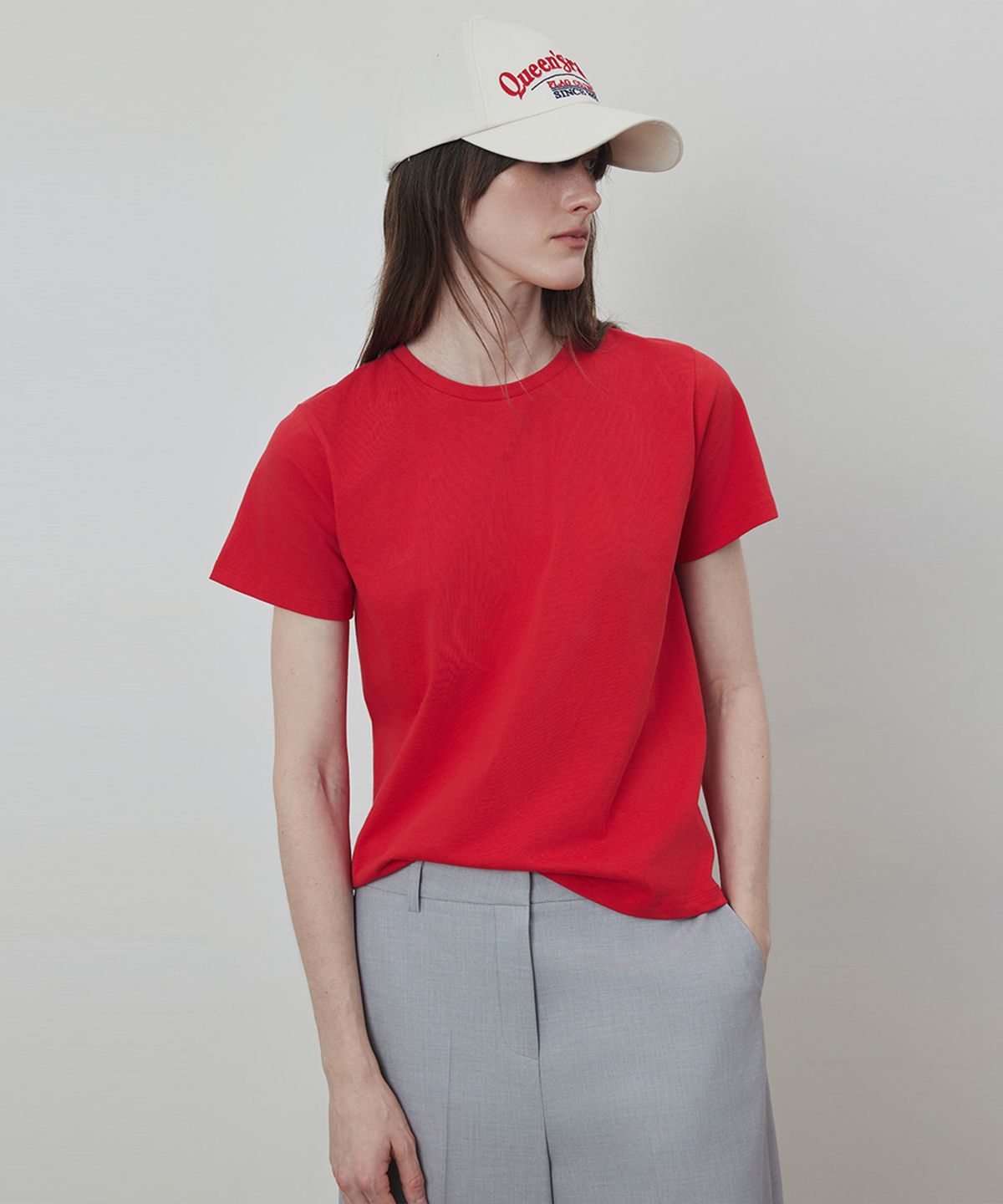 퀸스래빗(Q'SRB) Standard Fit Round Neck Half Sleeve T-shirt