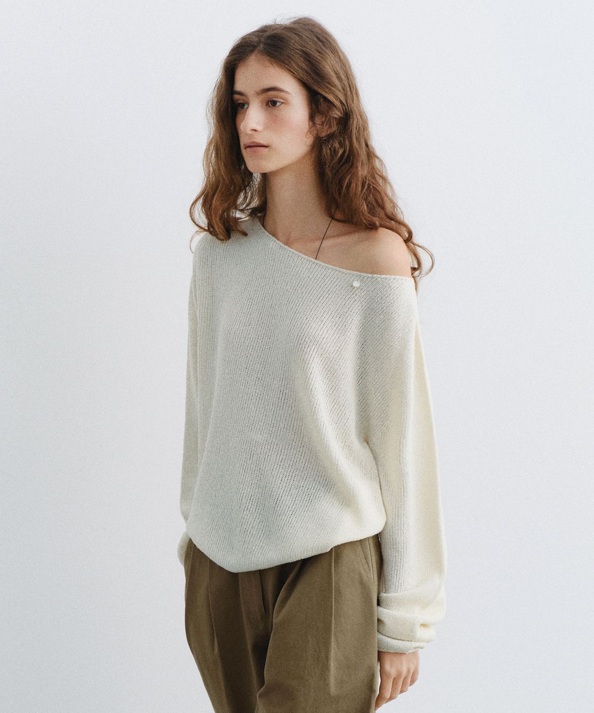 유라고(URAGO) Pearl button boatneck knit