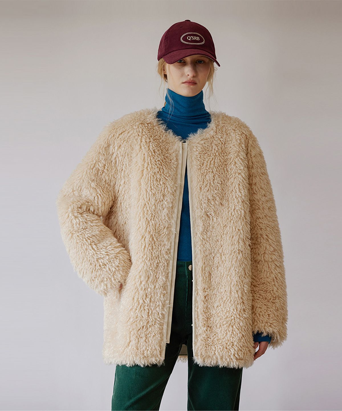 퀸스래빗(Q'SRB) Twist Hairy No Collar Middle Jacket