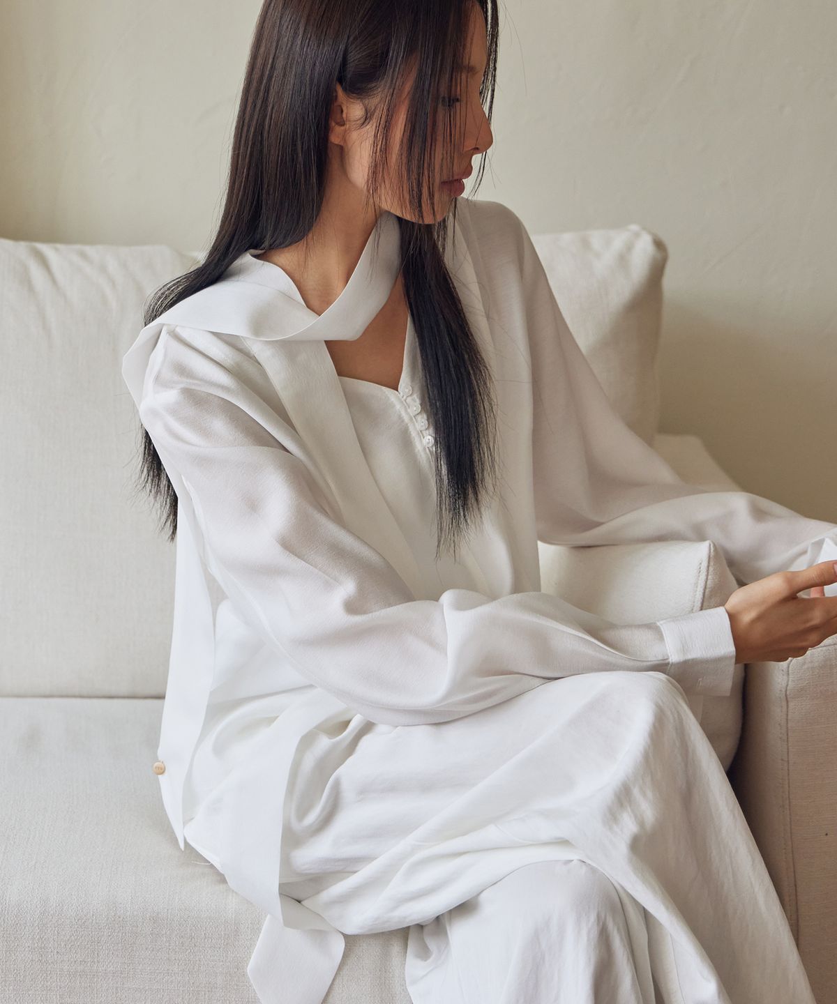 런던다다(LONDONDADA) Sheer Tie Blouse, WHITE