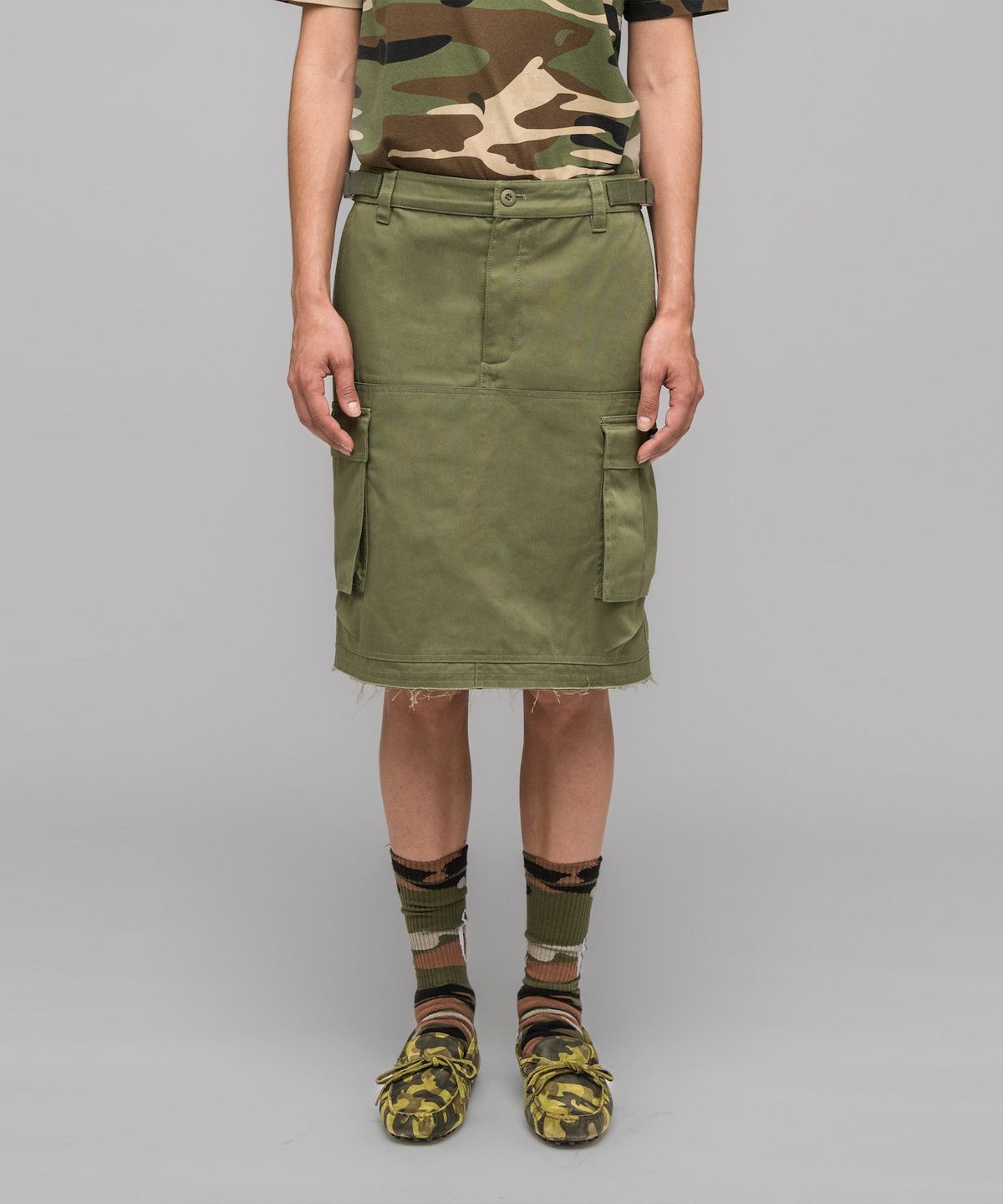 032씨(032C) (W) 마스크 초이스 카고 스커트 MASKED CHOICE CARGO SKIRT FADED GREEN