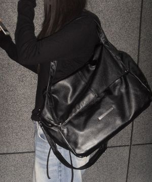 멀티 웨이 스냅 숄더백 블랙