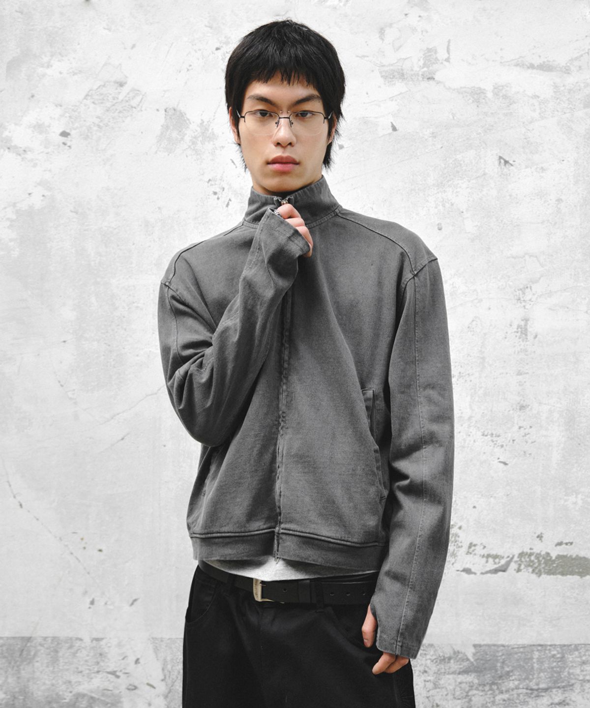 인템포무드(INTEMPOMOOD) 더스트 워시드 집업 하이넥_차콜
