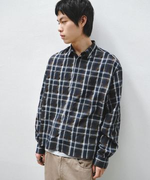 미드나잇 체크 크롭 셔츠_네이비