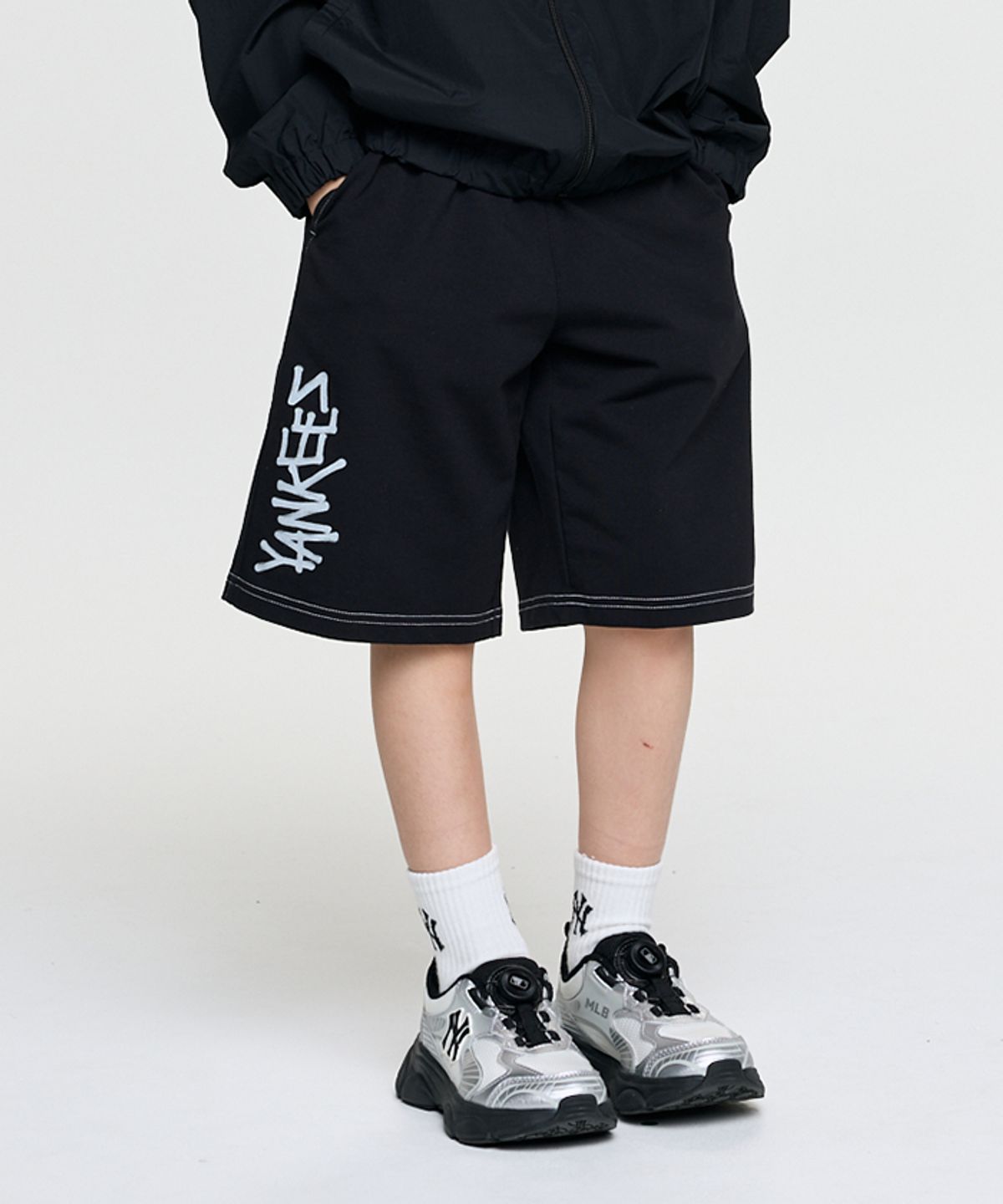 엠엘비 키즈(MLB KIDS) 베이직 스트릿 로고 반바지 NY (Black)