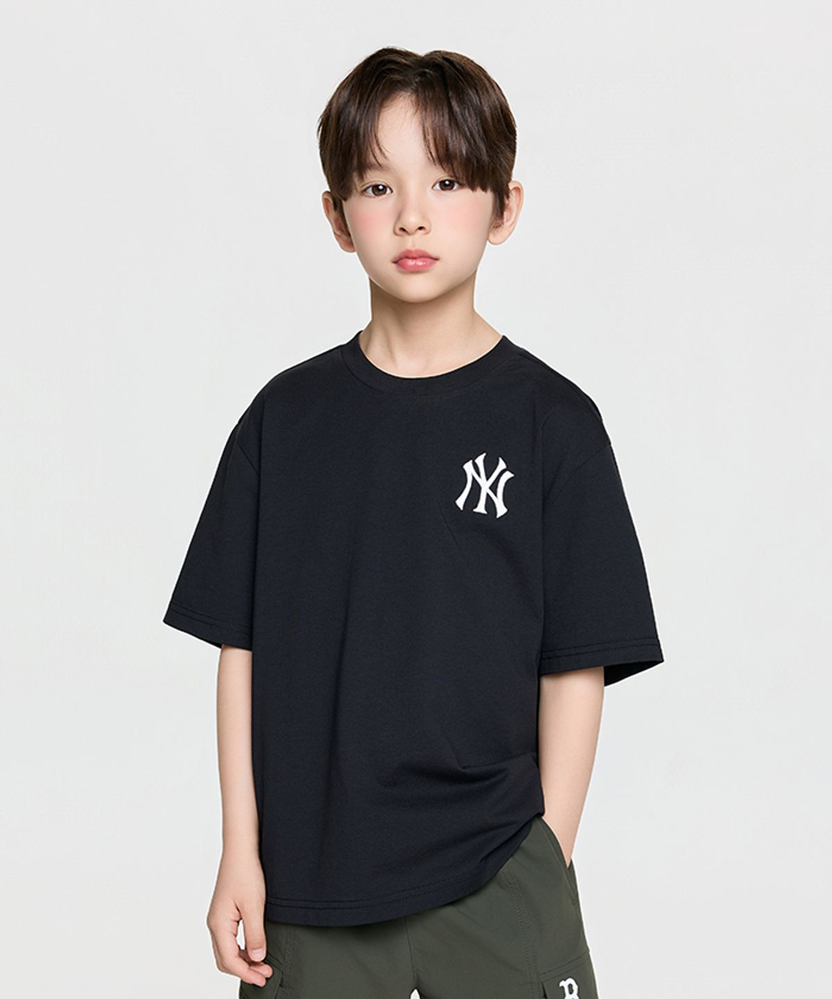 엠엘비 키즈(MLB KIDS) 스포티브 라이크 베이스볼 빅럭스 티셔츠 NY (Black)