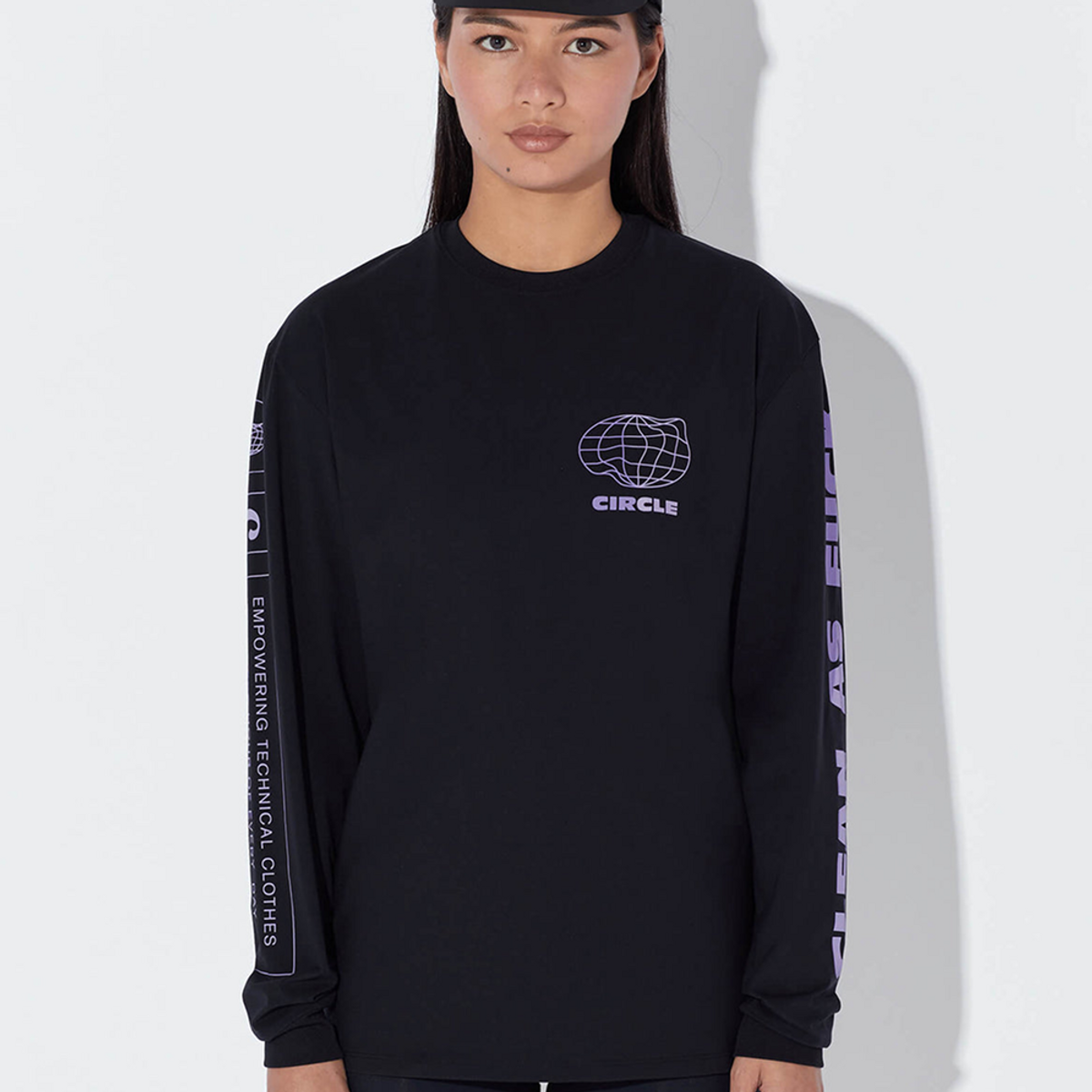 써클 스포츠웨어(CIRCLE SPORTSWEAR) 써클 에센셜 CAF 긴팔 티셔츠 2.0 오닉스 블랙 공용