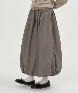 W 맥시 벌룬 스커트 (MOCHA)