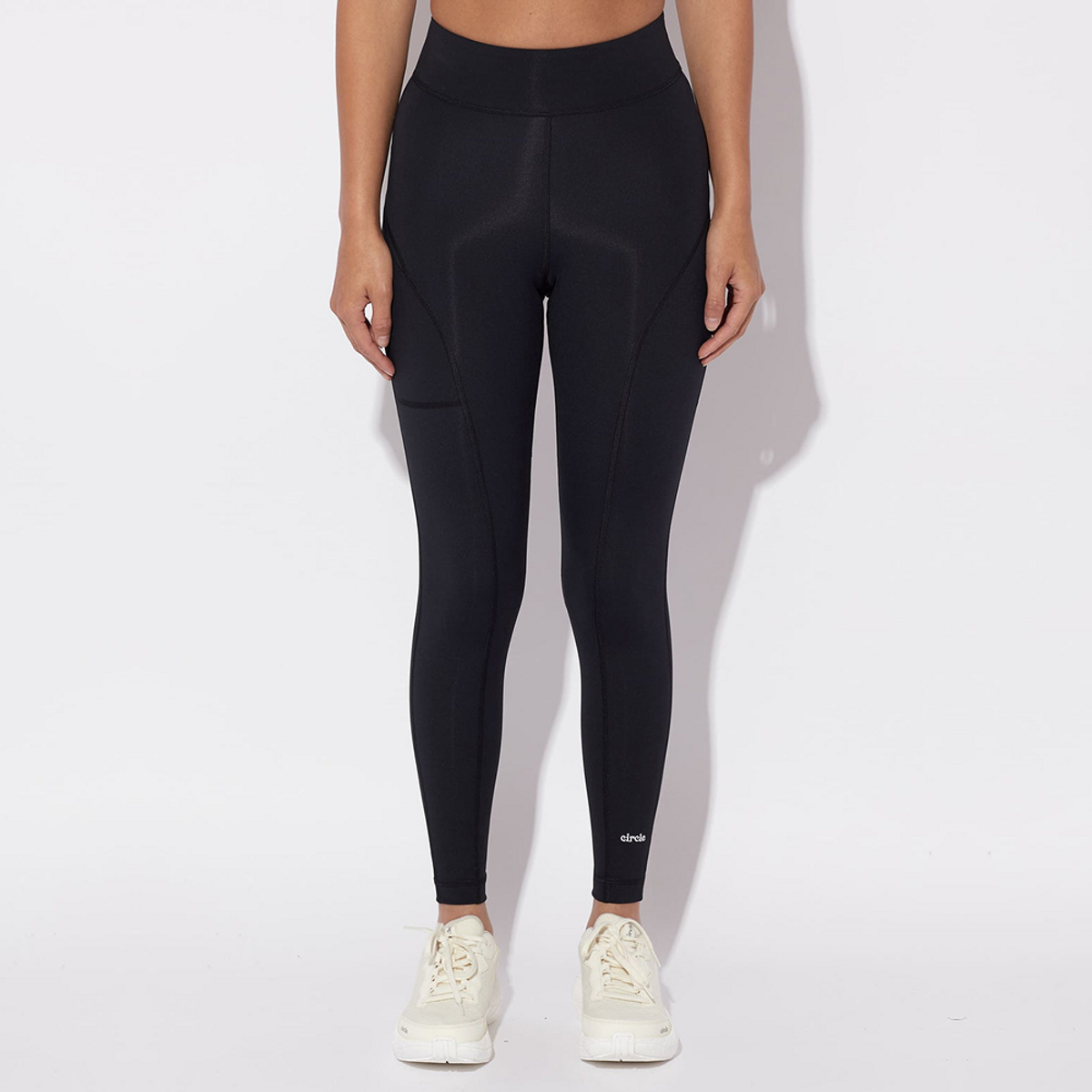 써클 스포츠웨어(CIRCLE SPORTSWEAR) 에센셜 겟 인 쉐이프 레깅스 오닉스 블랙 여성