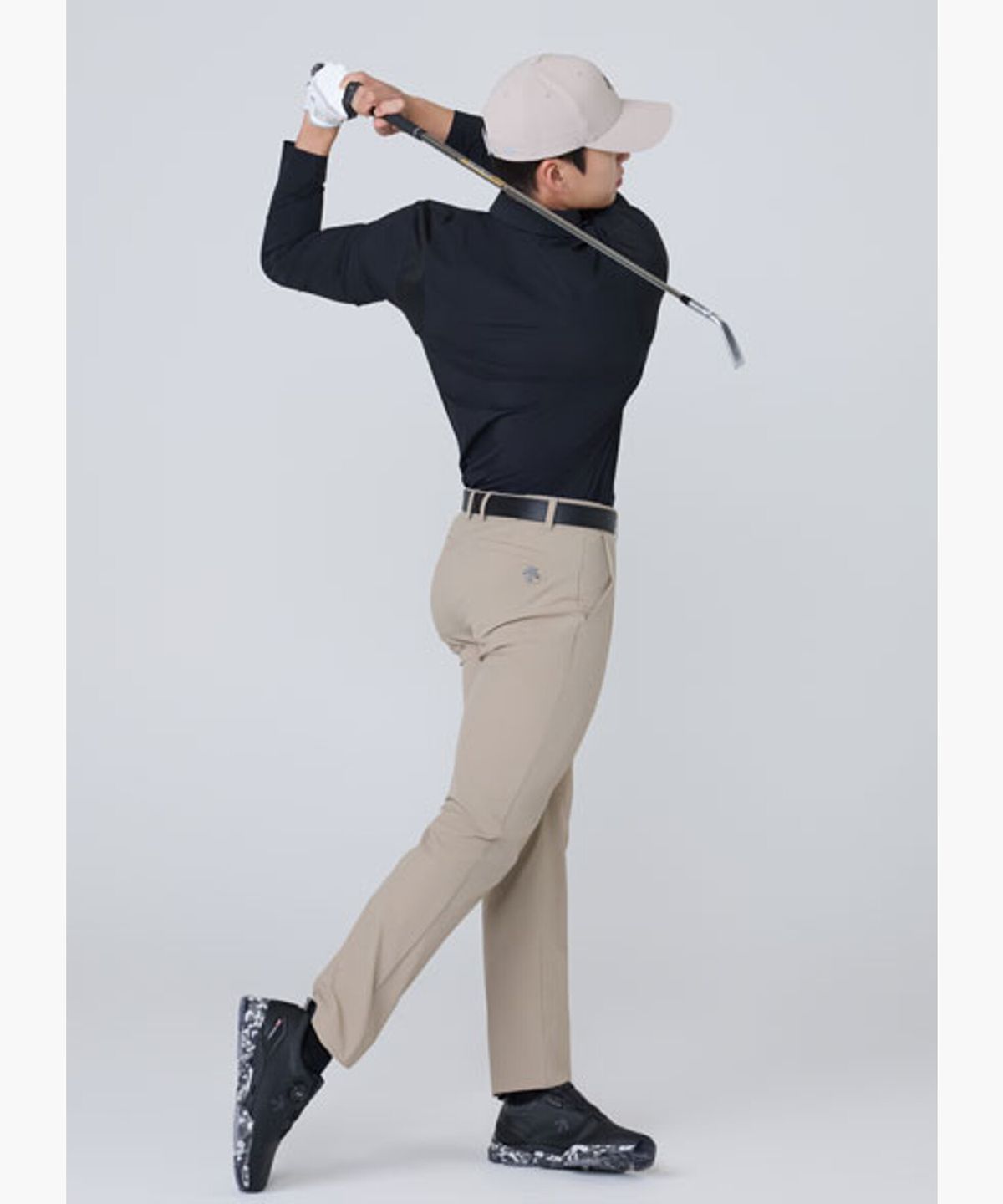 데상트 골프(DESCENTE GOLF) 남성 우븐 슬림핏 팬츠  DR12MFPT31