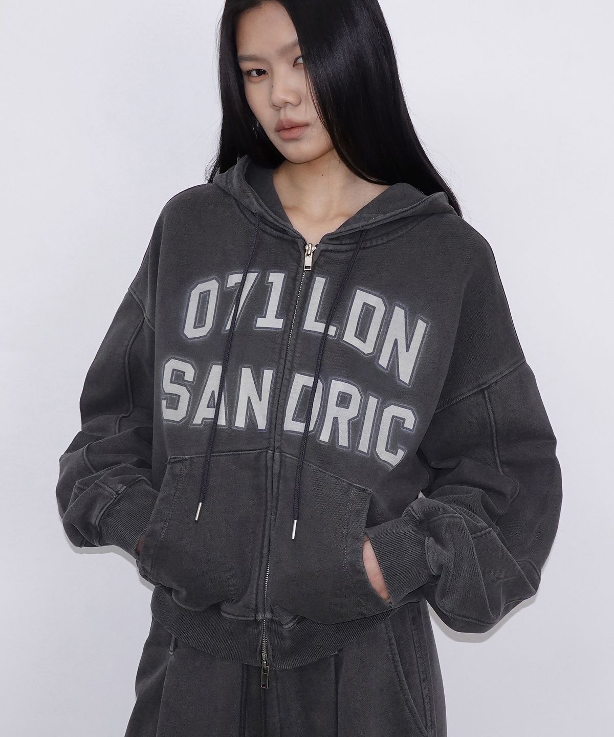 샌드릭(SANDRIC) PIGMENT OVERFIT HOOD ZIP UP_CHARCOAL