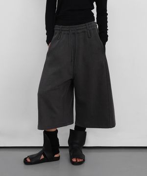Pigment Bermuda Sweat Shorts_Charcoal