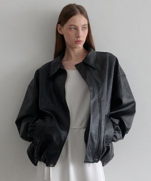 esy kara Leather Jacket (블랙)