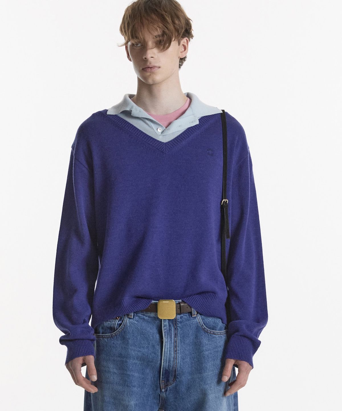 노앙(NOHANT) LAYERED V-NECK COLLAR KNIT BLUE