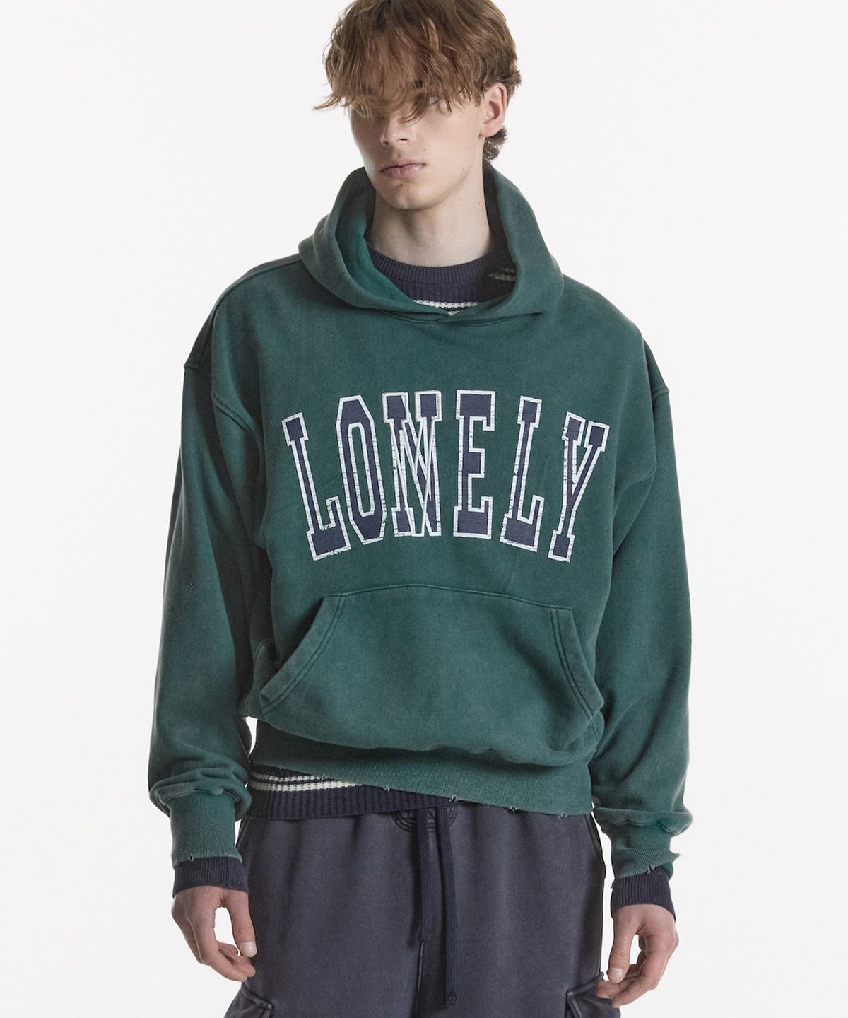 노앙(NOHANT) LONELY/LOVELY SALT WASHED HOODIE GREEN