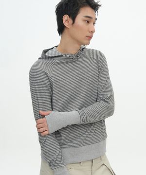 스트라이프 하이넥 핑거홀 루즈핏 롱 슬리브 단가라 티셔츠_2COLOR