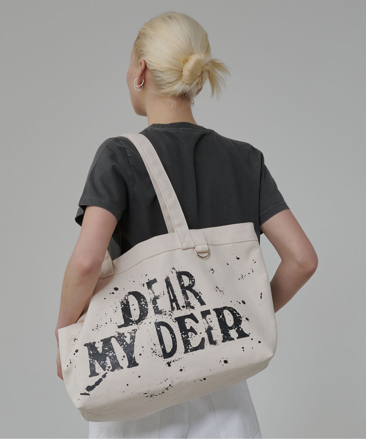 디어마이디어(DEARMYDEER) 페인트 드랍 숄더백 (아이보리)